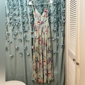 Summer wedding guest dress